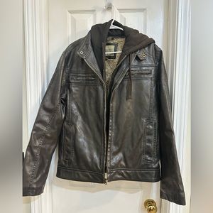Men’s faux leather jacket. Good condition, size medium.